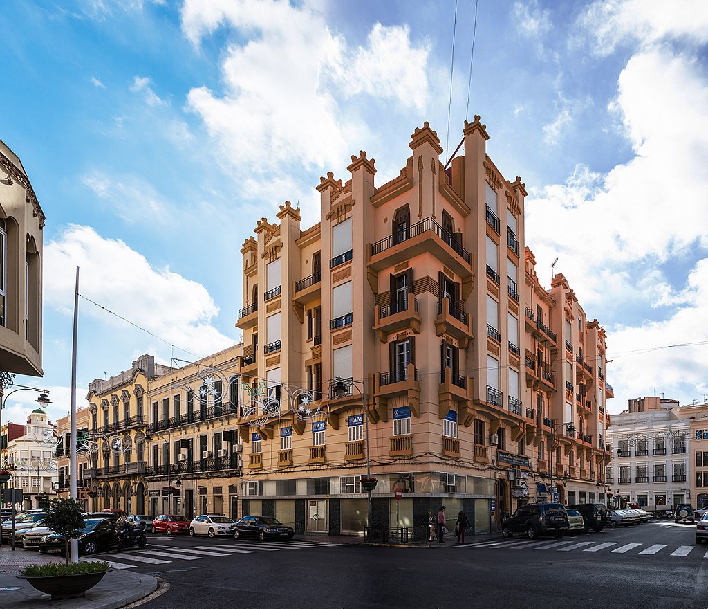 35 1024px-CASA_DE_RAFAEL_RICO_ALBERT._ENRIQUE_NIETO_1933-1935.jpg