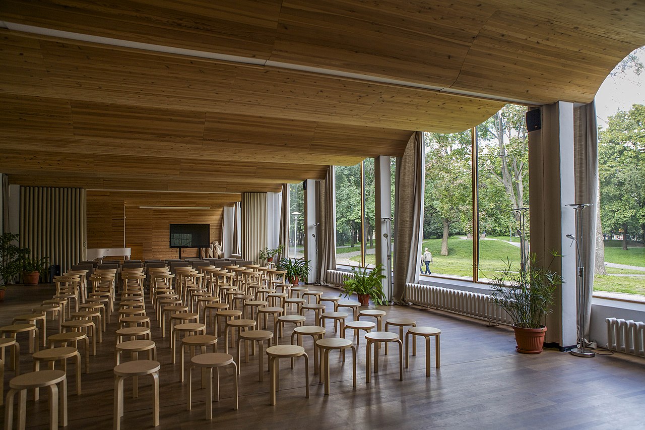 35Vyborg_Library_Interior2.jpg