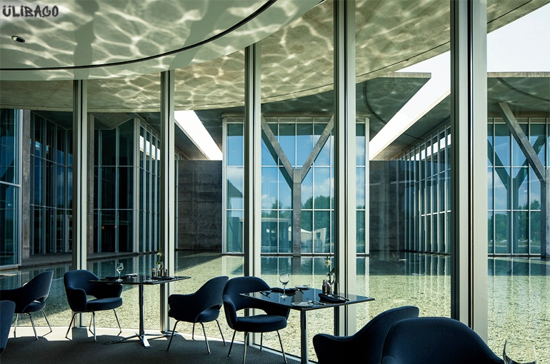 4 Tadao_Ando_Modern_Art_Museum5.jpg