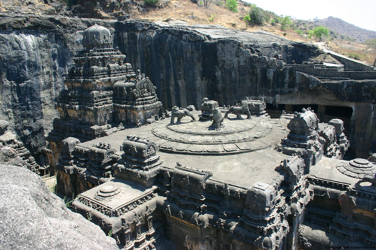 6-8Ellora_cave16_001.jpg