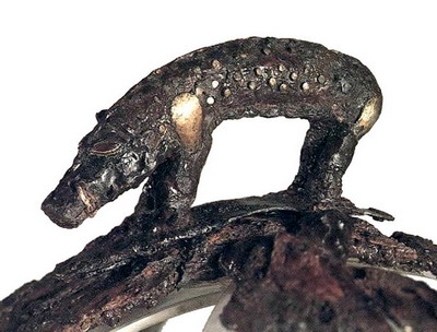 7вs_10_boar_on_helmet7ан.jpg