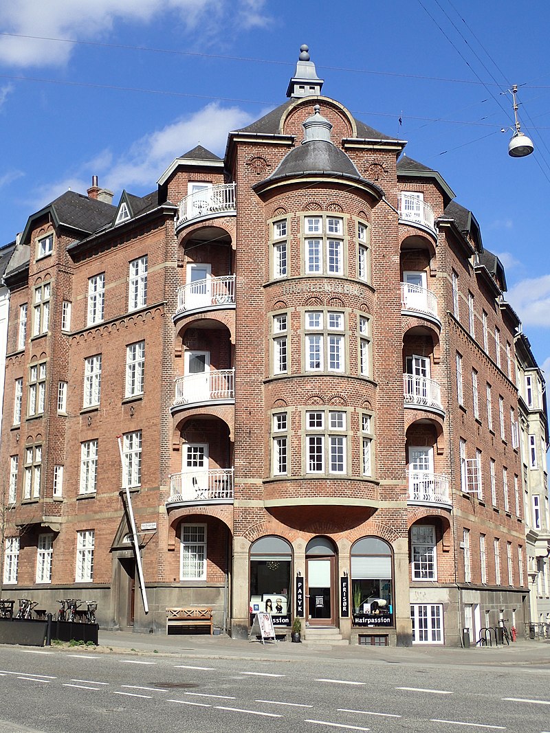 7г800px-Havreballehus.jpg