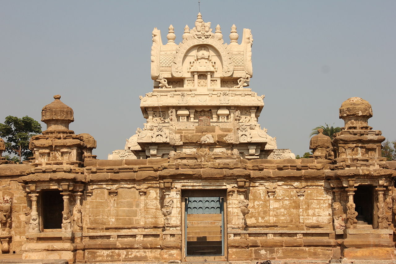 7-8-Kailasanathar_temple,_kanchipuram.JPG