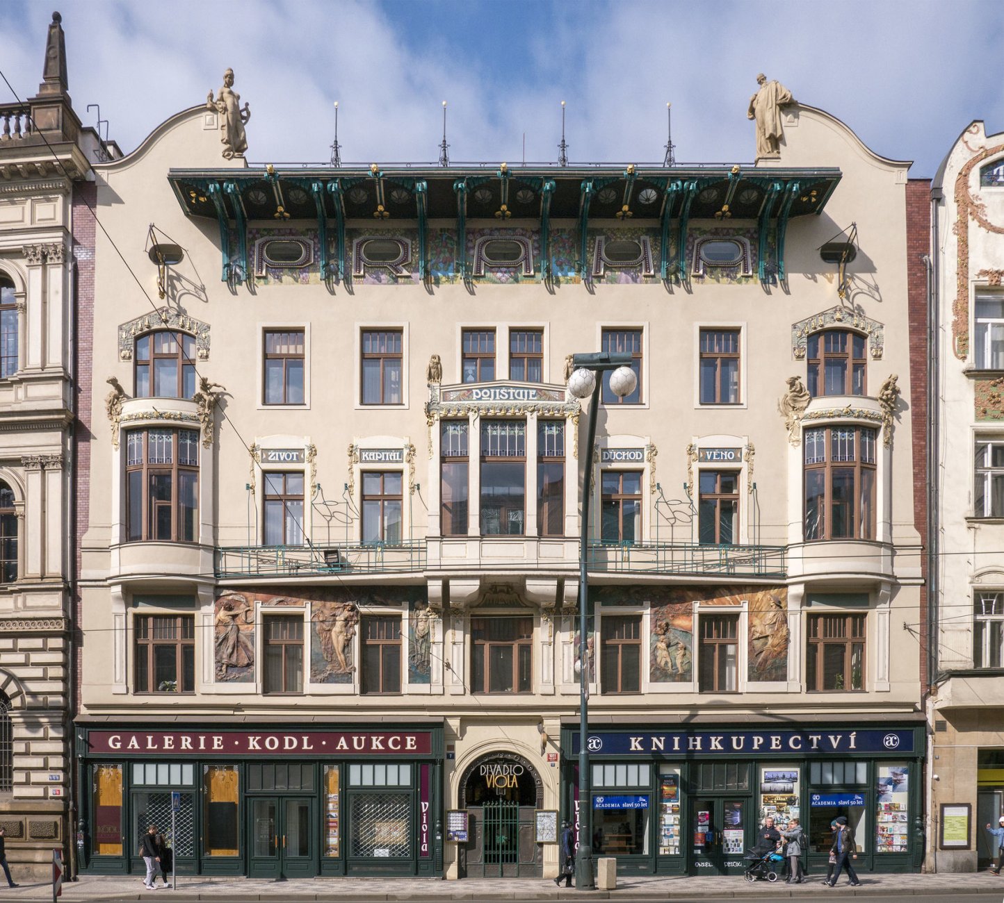 7 Pojišťovna PrahaPrager_Jugendstil_Versicherungsanstalt_1.jpg