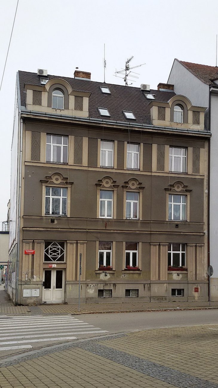 800px-České_Budějovice_6,_Dukelská_č._5_(01).jpg