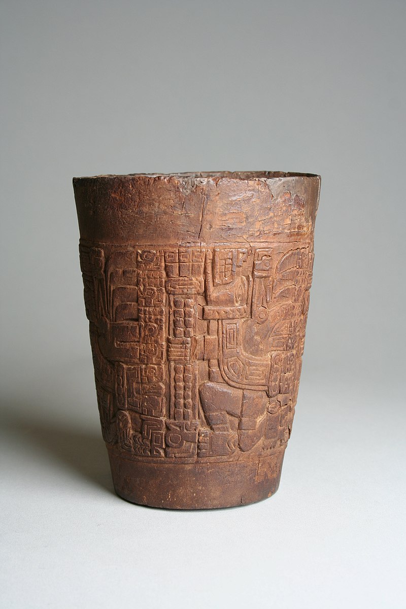 800px-Beaker_(kero)_MET_1978.412.214_a.jpg