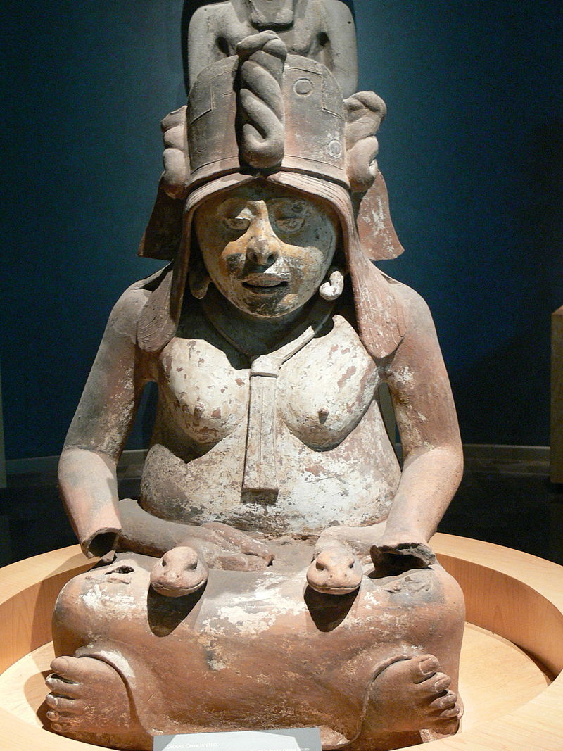 800px-Diosas_Chihuateteo.jpg