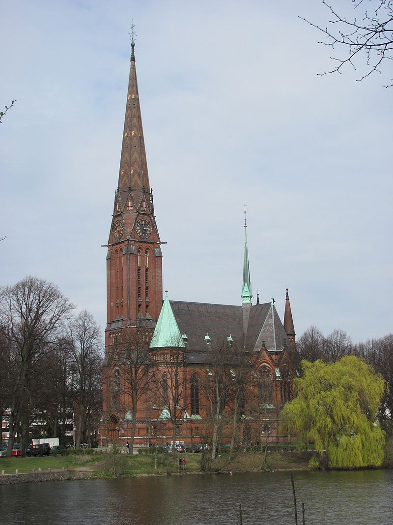 800px-St._Gertrud_Hamburg-Uhlenhorst 1885.jpg