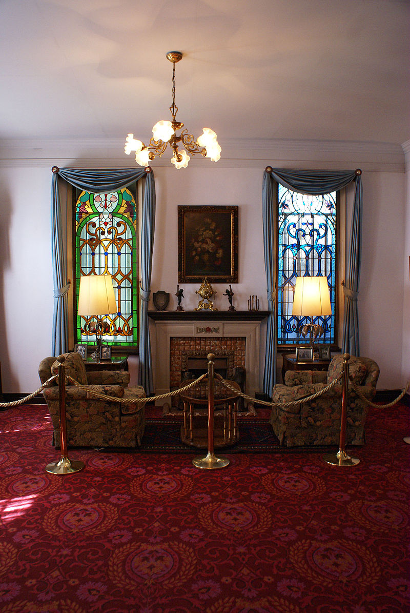800px-Uroko_house07s3200.jpg