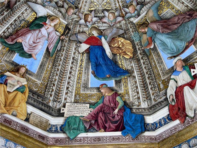 81498200_2_Melozzo_da_Forli_Dome_decoration.jpg