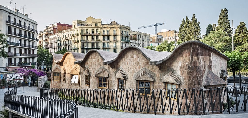 9 escoles-sagrada-familia-1024x488.jpg