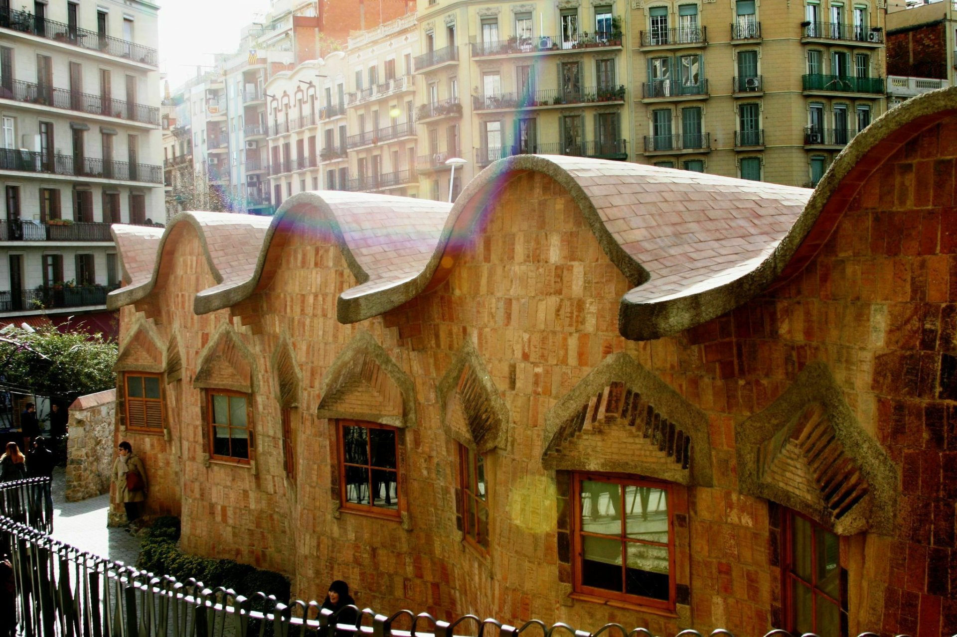 9 Schools_-_Sagrada_Familia_-_Barcelona_2014.jpg