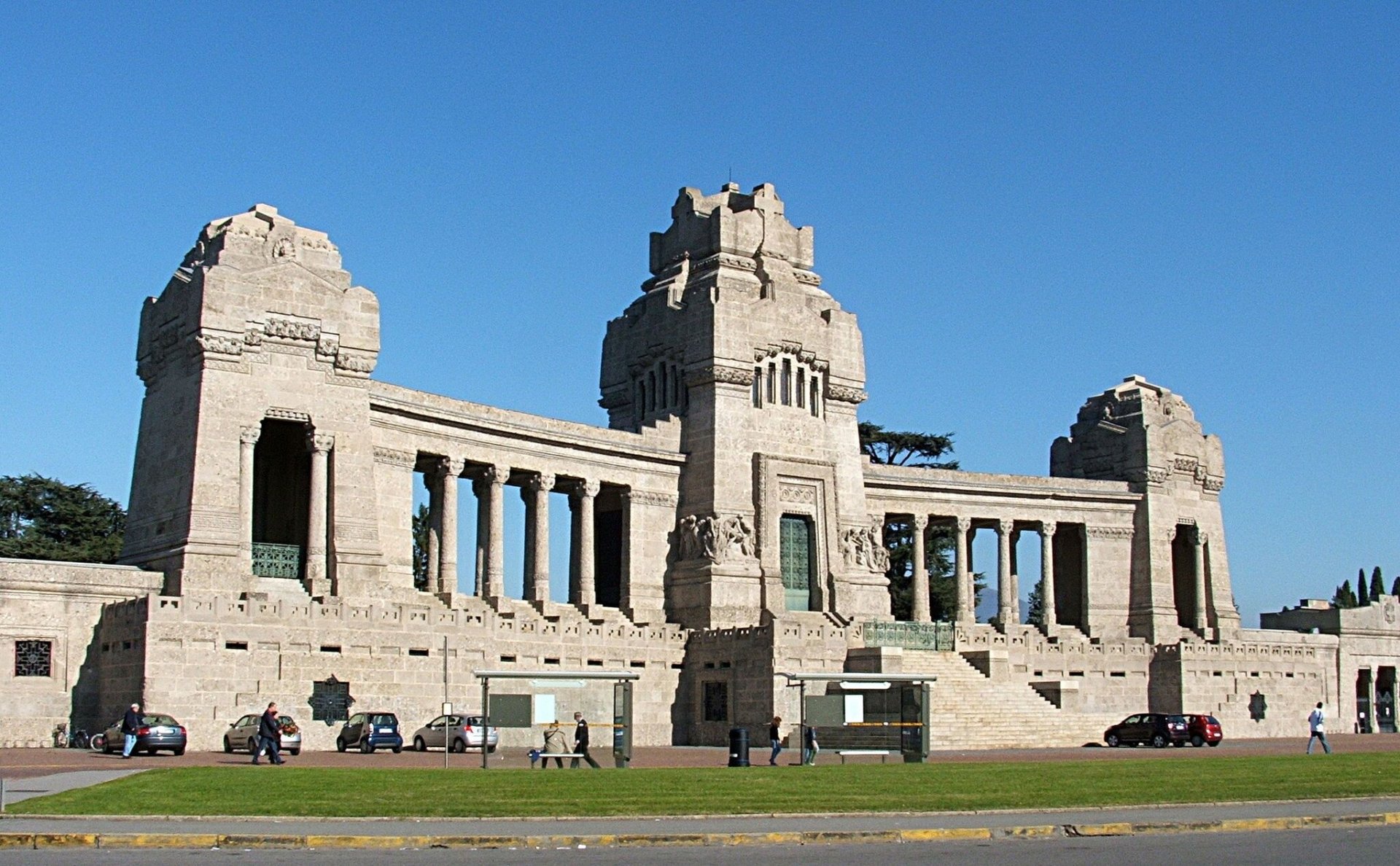 96Bergamo_cimitero.jpg