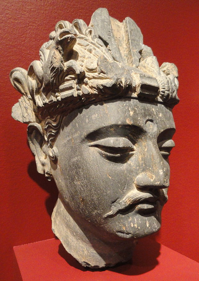 _bodhisattva,_Gandhara,_Pakistan,_Sahri_Bahlol,_c._100_AD.JPG