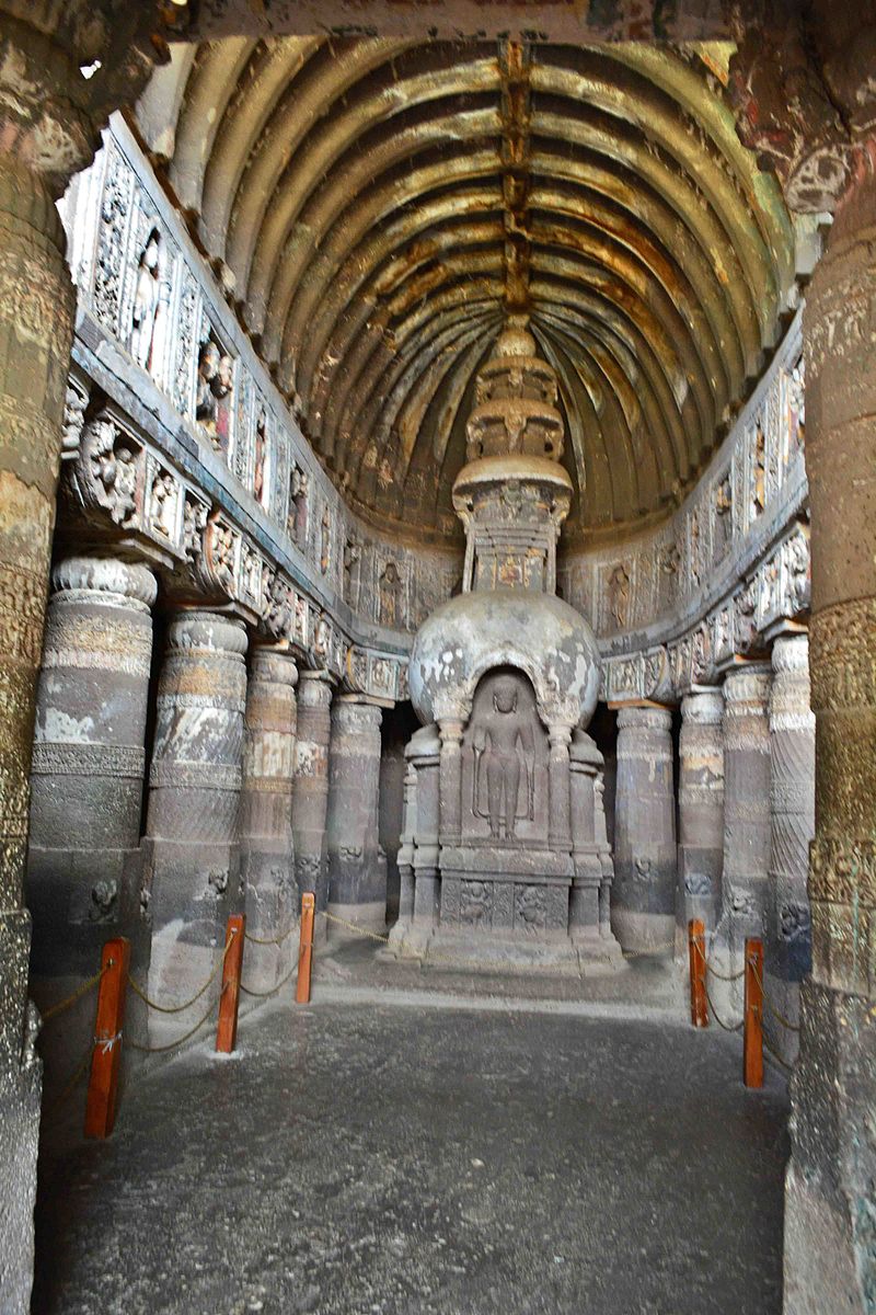 Ajanta_Caves_107.jpg