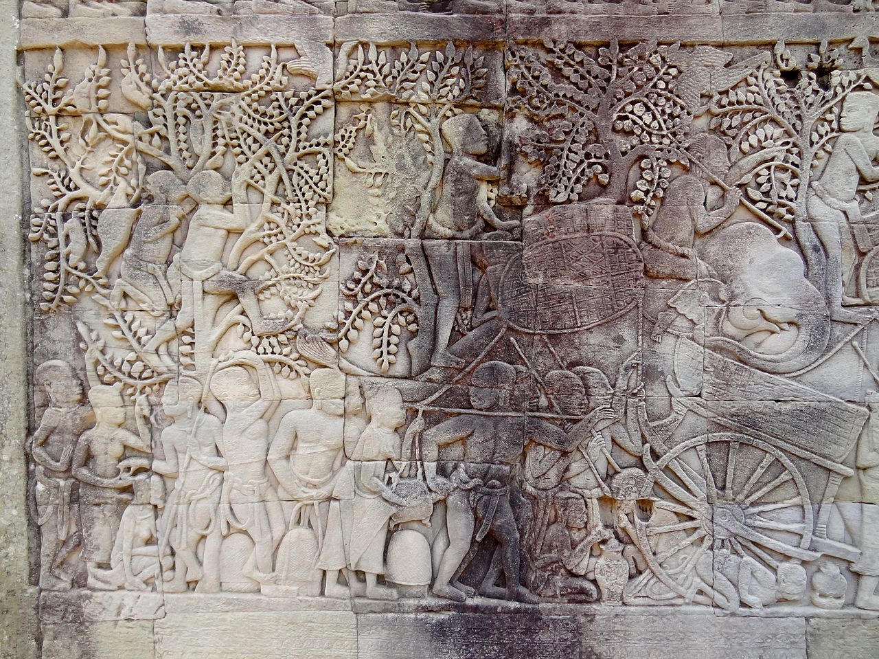 Angkor_Thom_Bayon_59.jpg