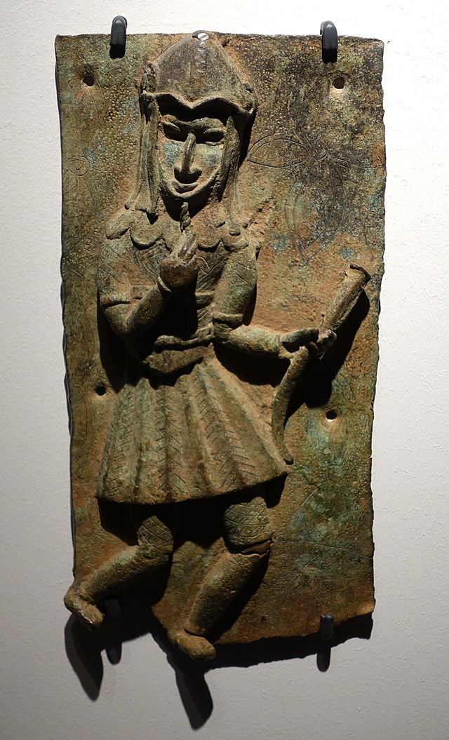 Benin_plaque_in_the_Ethnological_Museum,_Berlin_-_011.JPG