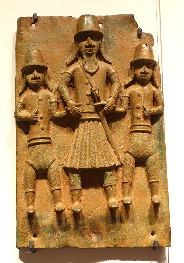 Benin_plaque_in_the_Ethnological_Museum,_Berlin_-_060.JPG