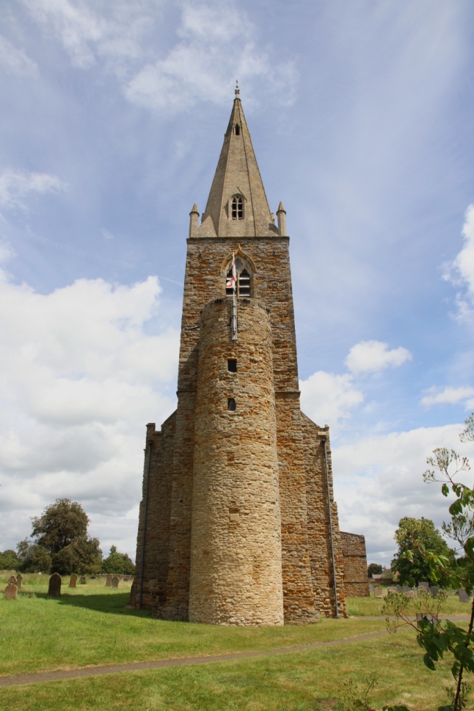 Brixworth_AllSaints_west башня достр в 10 в.jpg