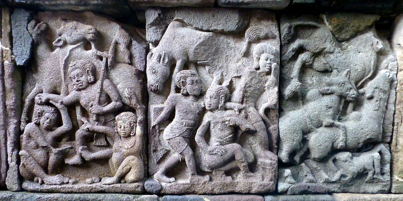 Candi_Prambanan_-_093_Life,_Visnu_Temple_(12042020973).jpg