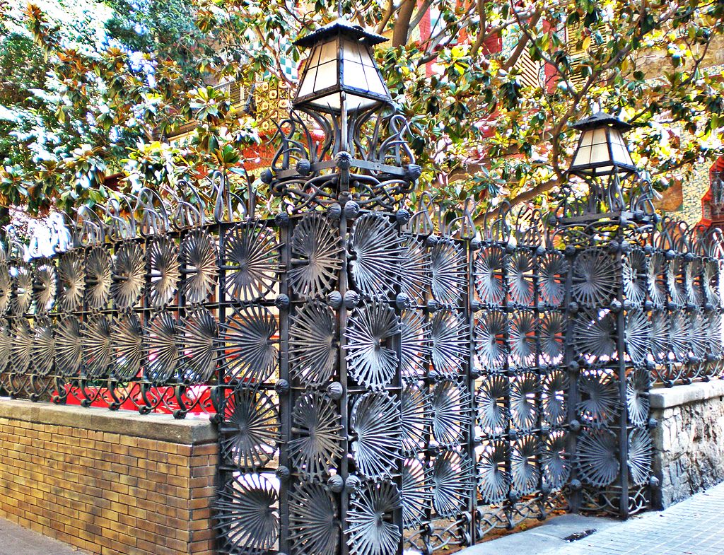 Casa_Vicens_(Barcelona)_-_8.jpg
