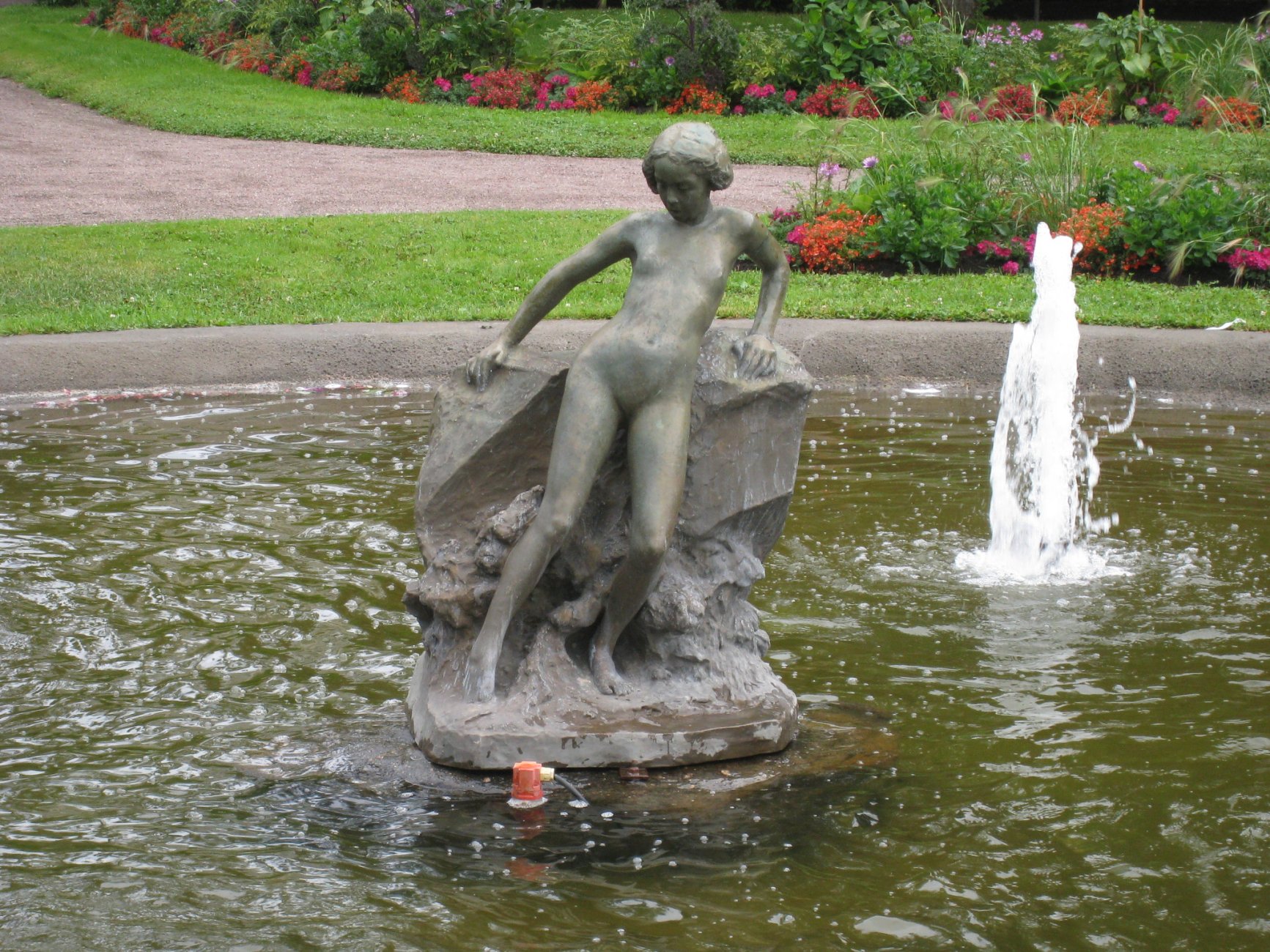 Christian_Eriksson,_Sommardopp,_Stadsparken,_Arvika,_2016a.jpg