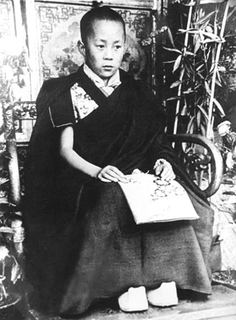dalaj-lama-bio-07.jpg