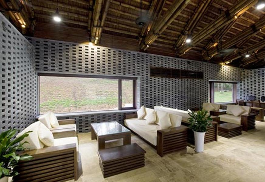dezeen_Dailai-Conference-Hall-by-Vo-Trong-Nghia_13.jpg