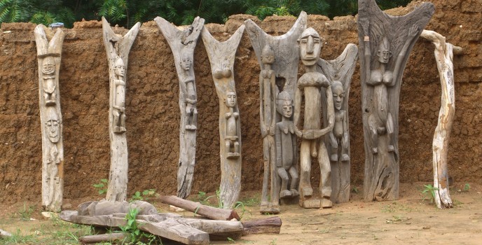 dogon_holzkunst-688x350.jpg