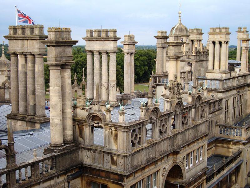 Dvorcy-Anglii-Byorglihaus-Burghley-House.jpg