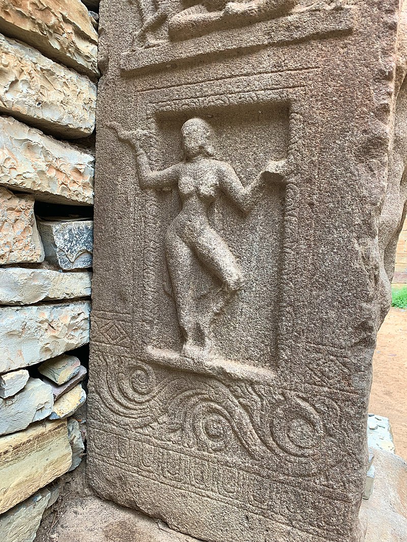 Entrance,_Navabrahma_temples_site,_Alampur,_Telangana_-_05.jpg