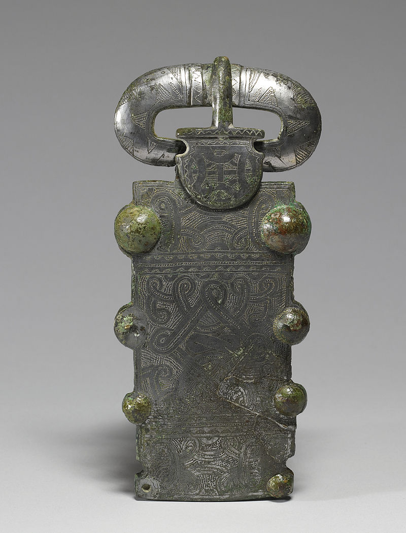 Frankish_-_Belt_Buckle_-_Walters_542350.jpg