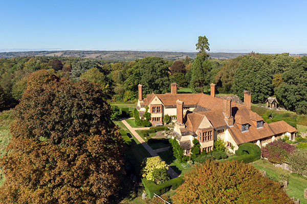 goddards-exterior-aerial-600x400.jpg