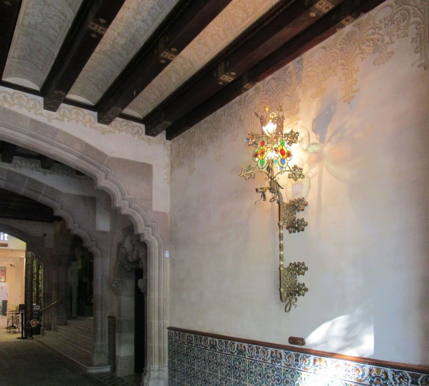 Gràcia (passeig de) 41, casa Amatller (Josep Puig i Cadafalch 1898-1900) (3).jpg