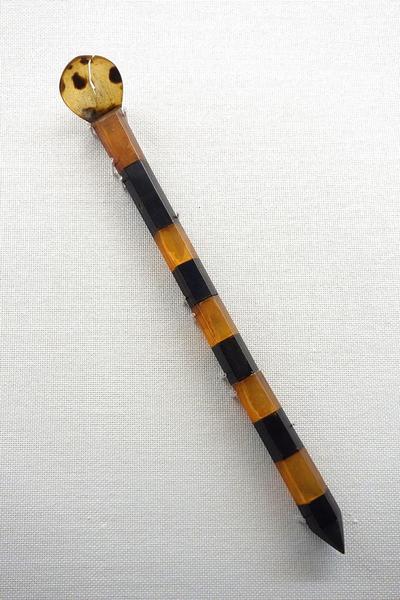 Hair_Ornament_for_,_19th_century,_tortoiseshell_-_.JPG