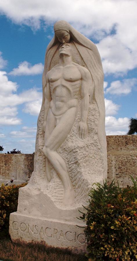 Havana_Art_Deco_(8880994284).jpg