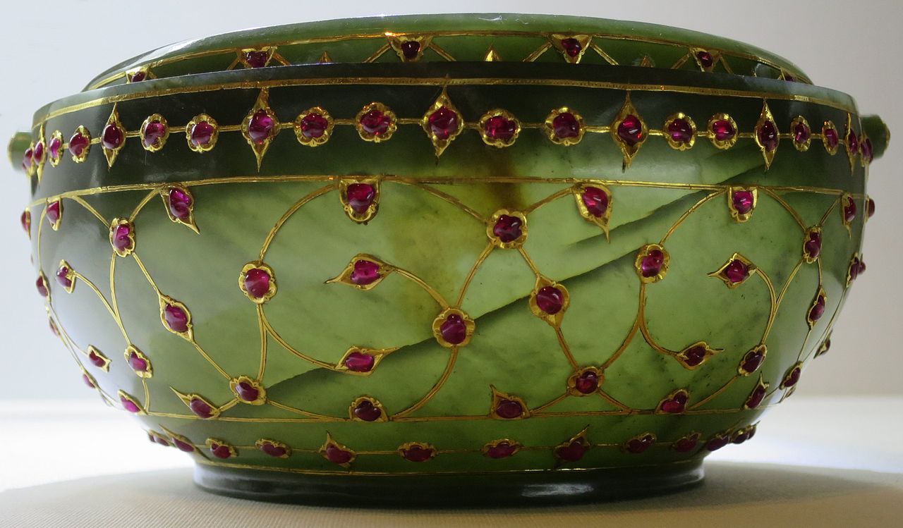 Jade_basket_from_India,_Doris_Duke_Foundation_41.14.JPG