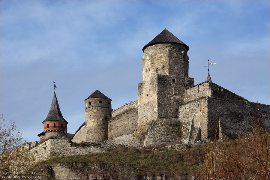 kamenec-krepost-05.jpg