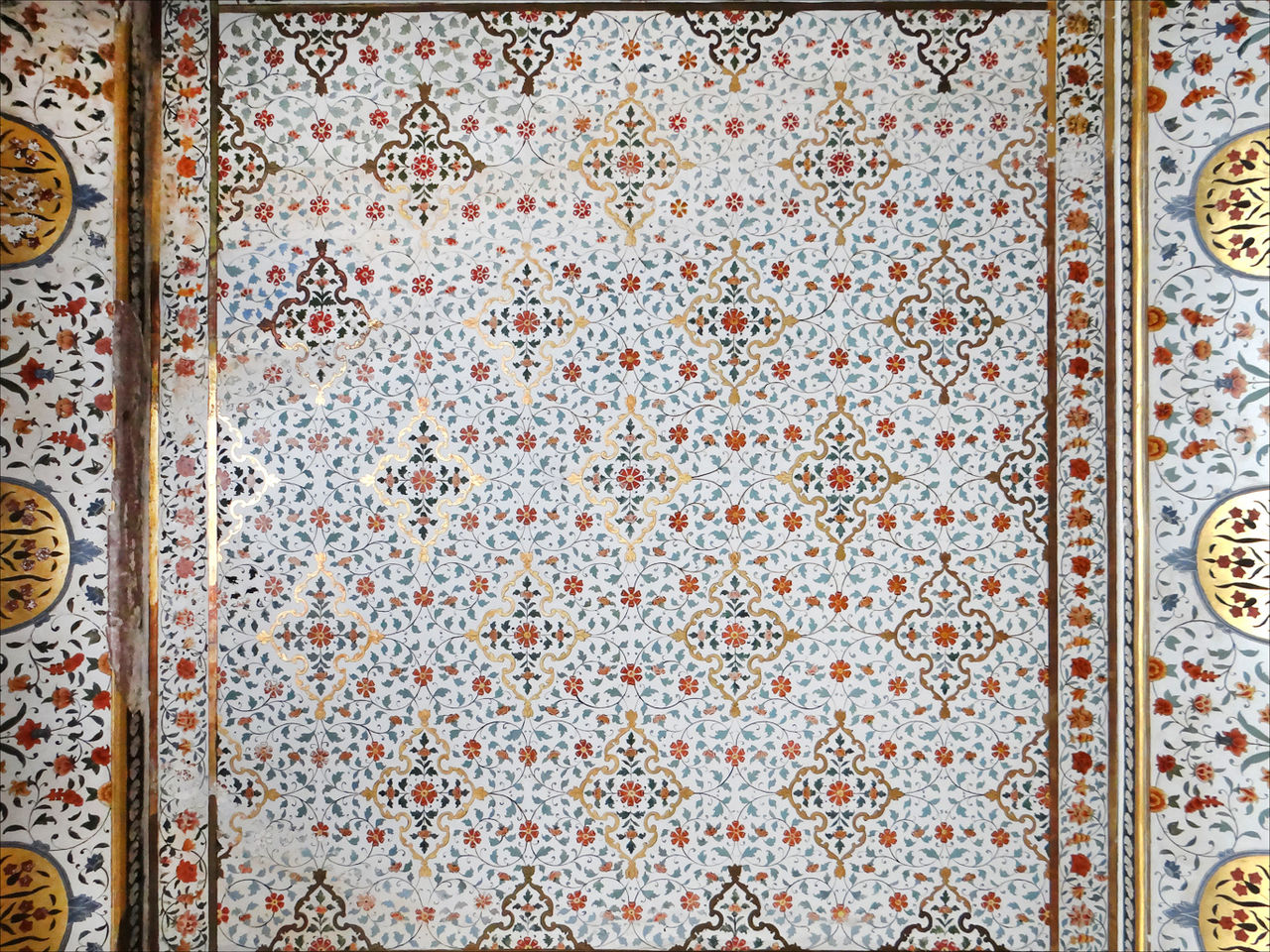Le_fort_Junagarh_(Bikaner)_(8441315235).jpg
