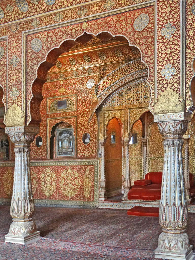 Le_fort_Junagarh_(Bikaner)_(8442397940).jpg
