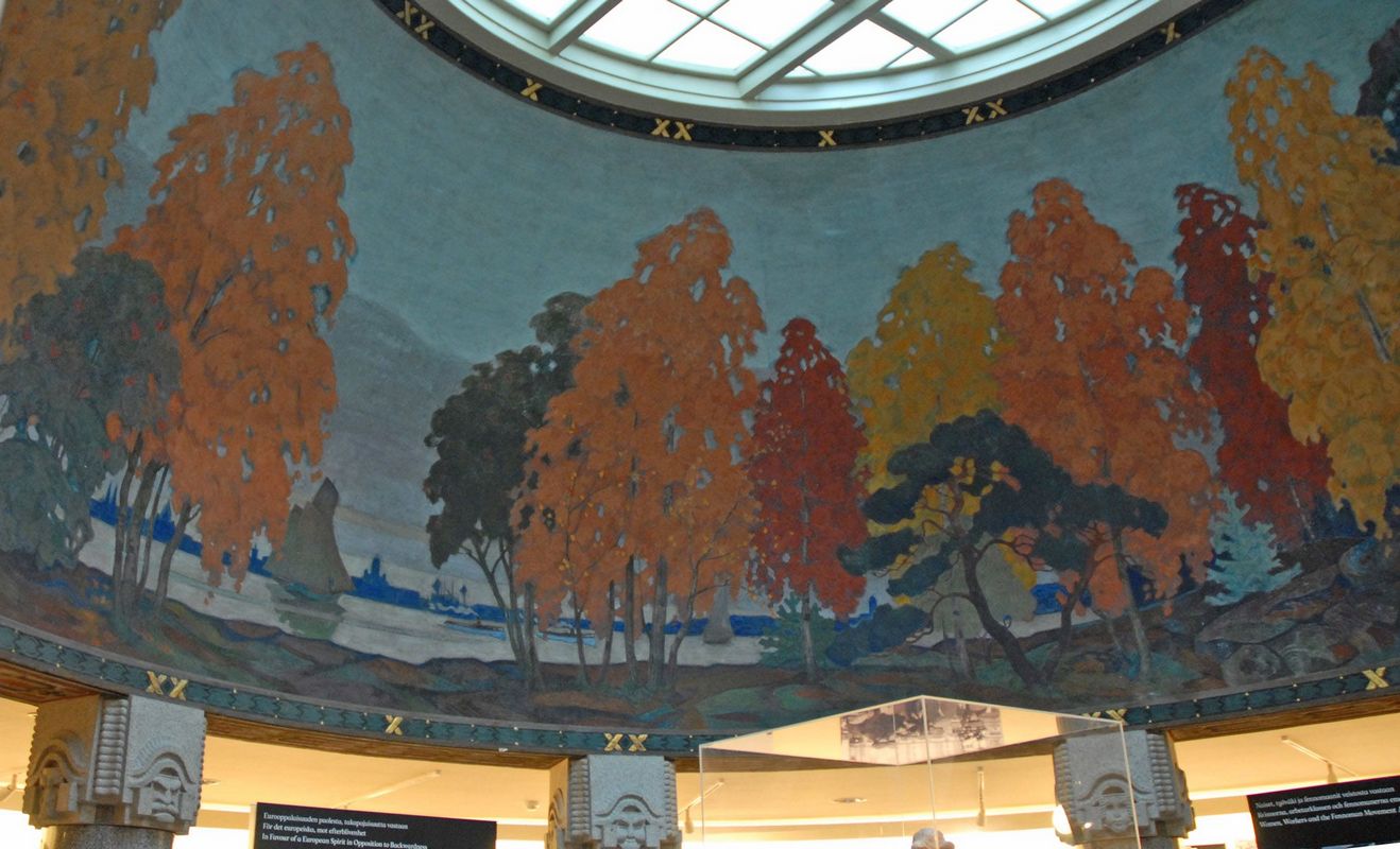 Le_hall_jugenstil_de_lUschakoff_Buаilding_(Helsinki)_(2744385793).jpg