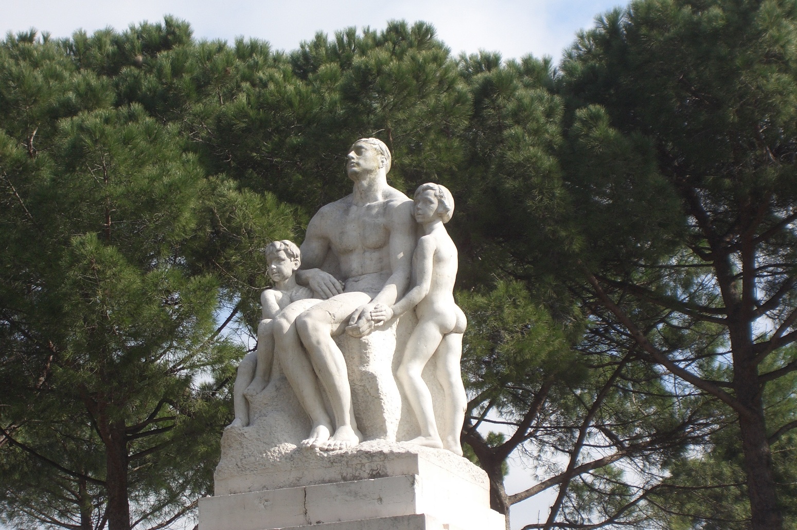 Monumento-Dazzi.jpg