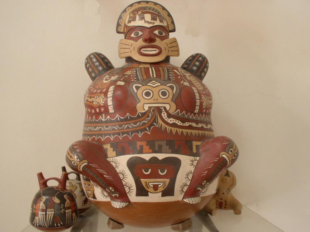 Nazca_Pottery_02.jpg