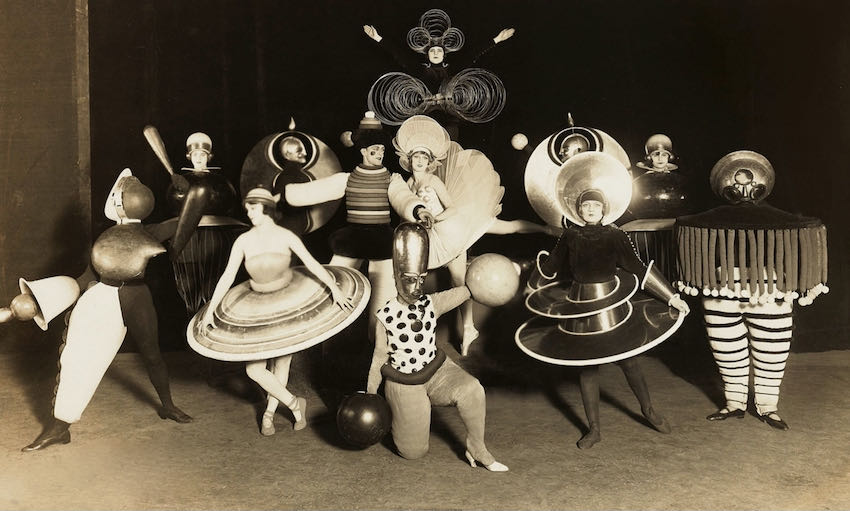 Oskar_Schlemmer_-_1_(10).jpeg