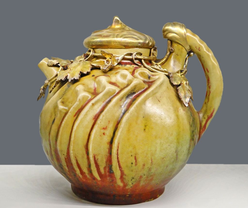 Pierre_Adrien_Dalpayrat_(Musée_des_arts_décoratifs)_(9119992994).jpg
