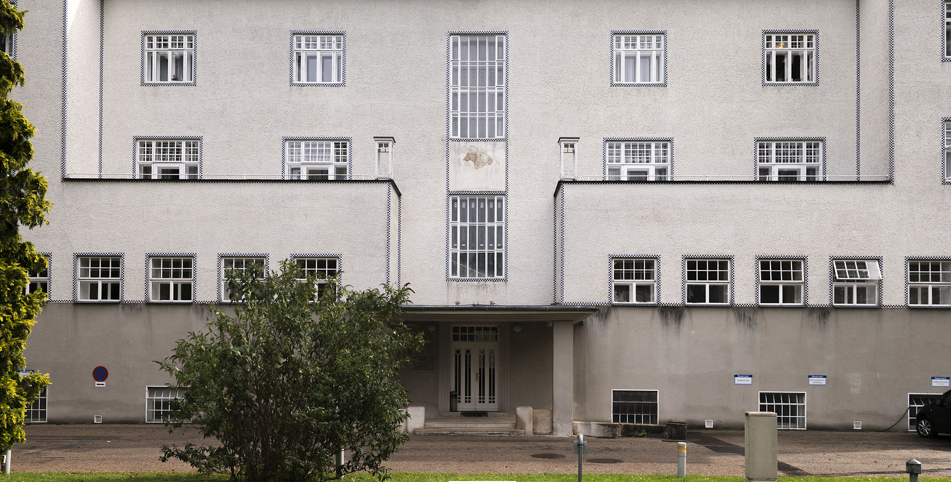 Purkersdorf_Sanatorium_Westseite.jpg