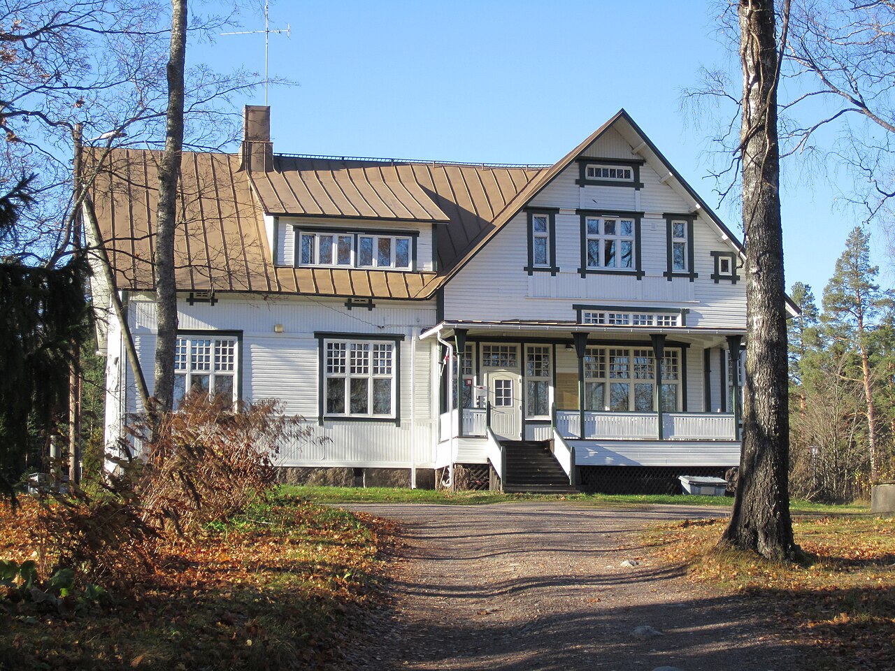 Rekolanmäki Manor Rekolan_kartanon_päärakennus.jpg