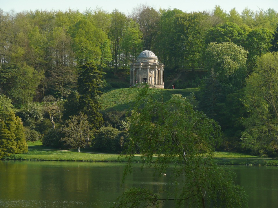 stourhead-garden-849733_960_720.jpg