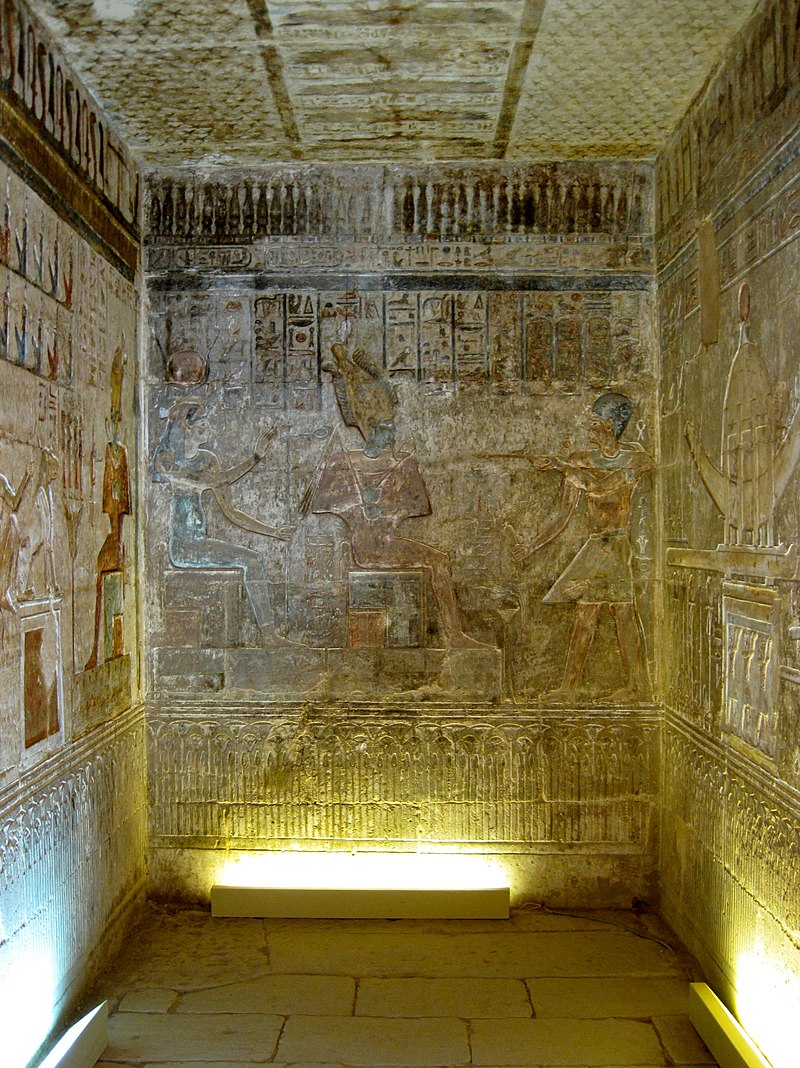 Temple_of_Deir_el-Medina_09.JPG