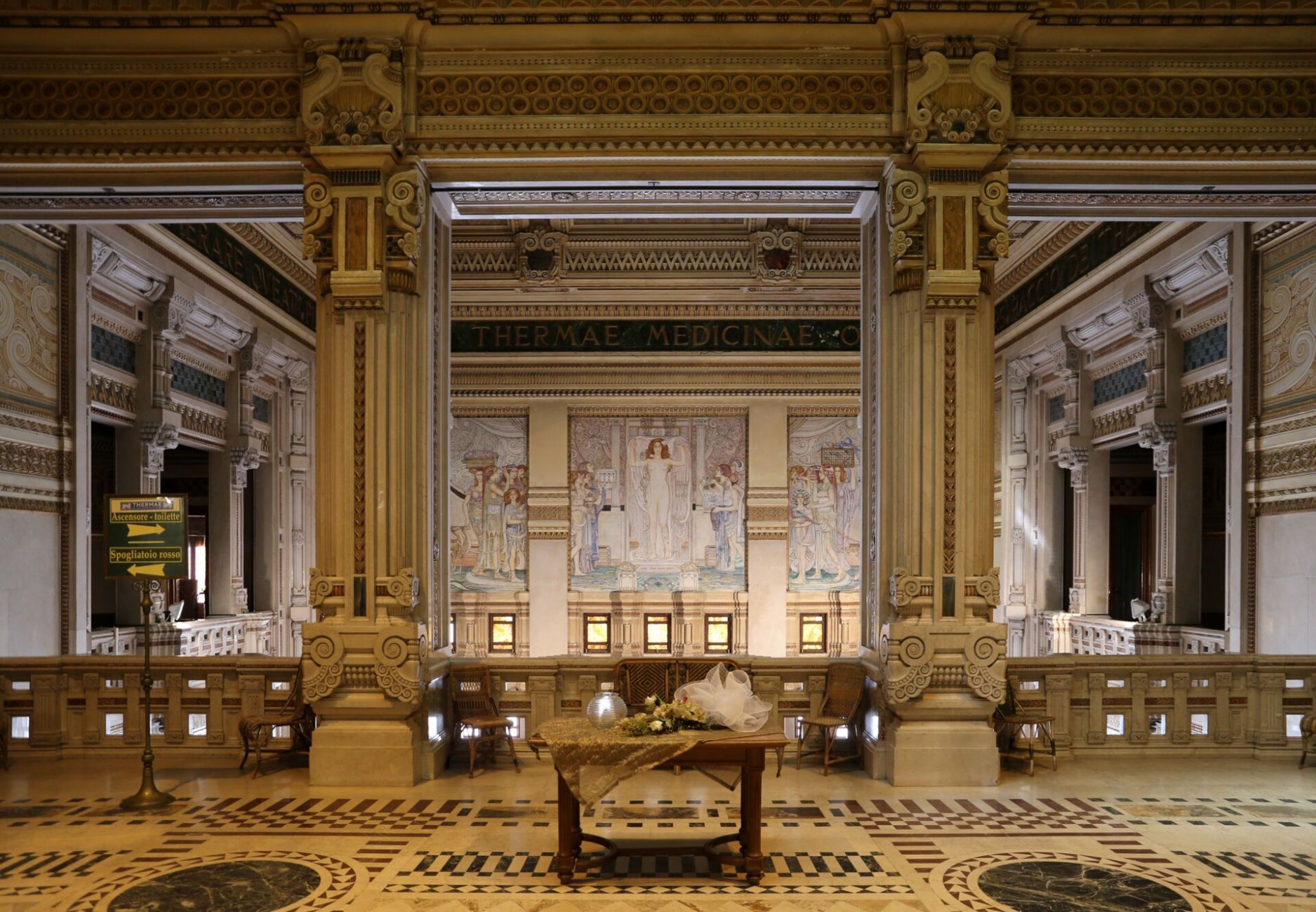 Terme_berzieri,_interno,_hall_14.jpg